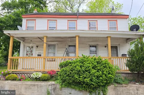 137 N 139 N Laurel St, Bridgeton, NJ 08302