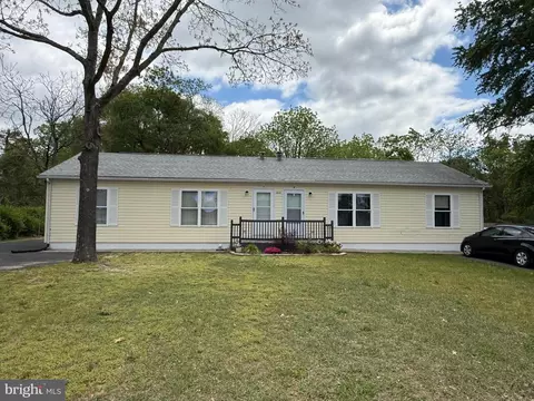 1555 N Orchard Rd, Vineland, NJ 08360