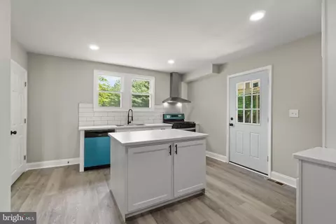 1551 S Main Rd, Vineland, NJ 08360