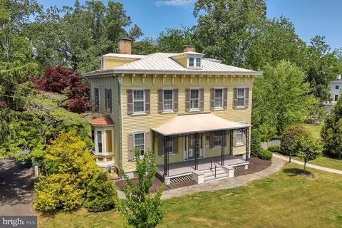 81 W Commerce St, Bridgeton, NJ 08302