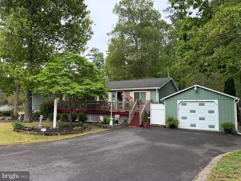 4611 Battle Ln, Millville, NJ 08332