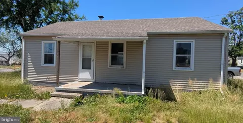 1106 First Ave, Bridgeton, NJ 08302
