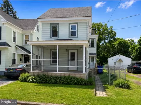 719 Vine St E, Millville, NJ 08332