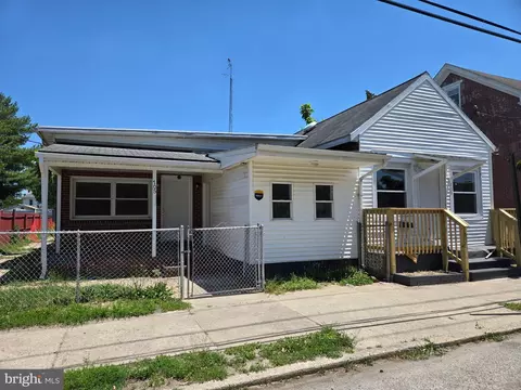 703 705 Buck St, Millville, NJ 08332