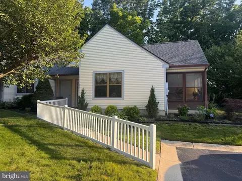 735 S Main Rd #29, Vineland, NJ 08360