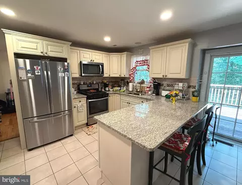 2361 Jeremy Ct, Vineland, NJ 08361
