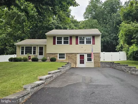 41 N Park Dr, Bridgeton, NJ 08302