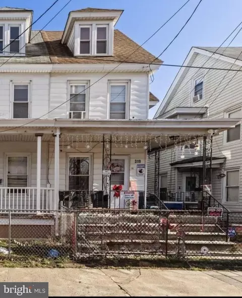 319 S 3rd St, Millville, NJ 08332