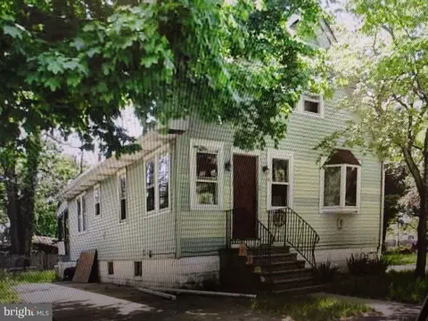 18 Kemble Ave, Millville, NJ 08332