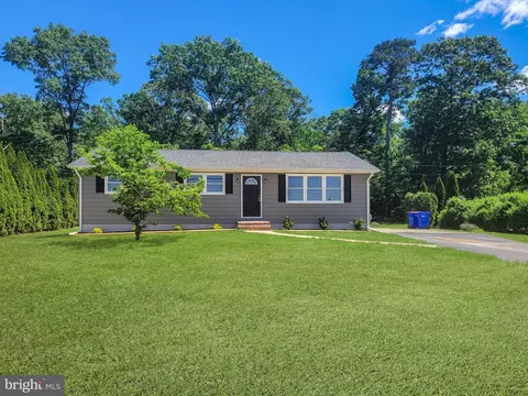 8202 W Buckshutem Rd W, Millville, NJ 08332
