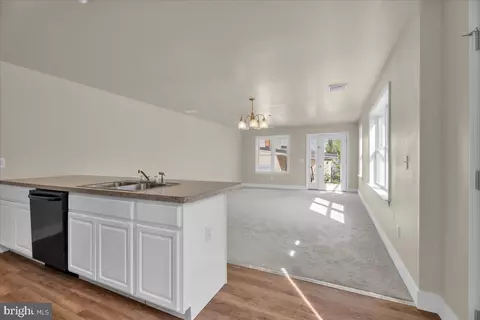 Living - 25 Eagle St, Bridgeton, NJ 08302 photo 1 of 4