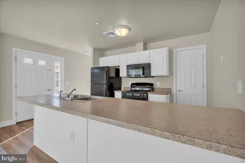 Kitchen - 25 Eagle St, Bridgeton, NJ 08302 photo 2 of 2