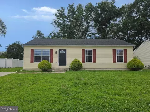 341 Rainbow Ln, Vineland, NJ 08360