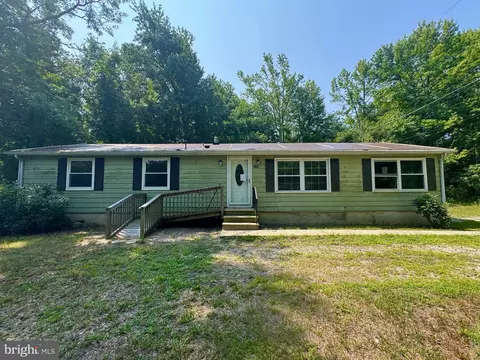 7089 James Moore Rd, Port Norris, NJ 08349