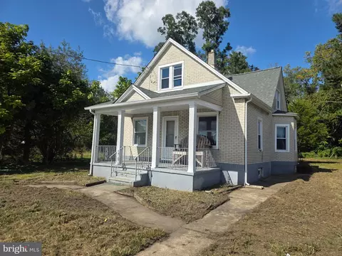 118 W Park Ave, Vineland, NJ 08360