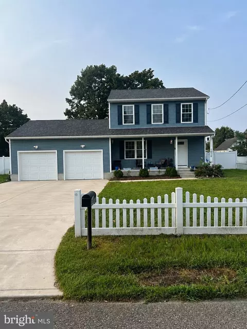 1010 Cambridge Pl, Vineland, NJ 08360
