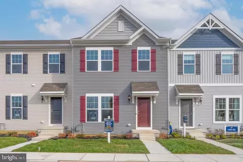 46 Whitaker Ct, Millville, NJ 08332