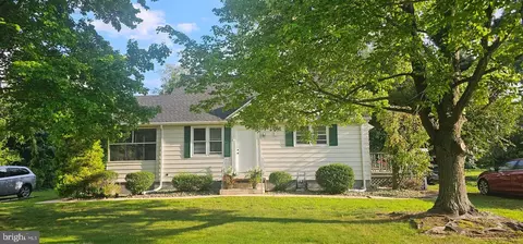 1653 E Wheat Rd, Vineland, NJ 08360