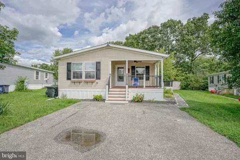 2110 Mays Landing Rd #TRAILER 219, Millville, NJ 08332