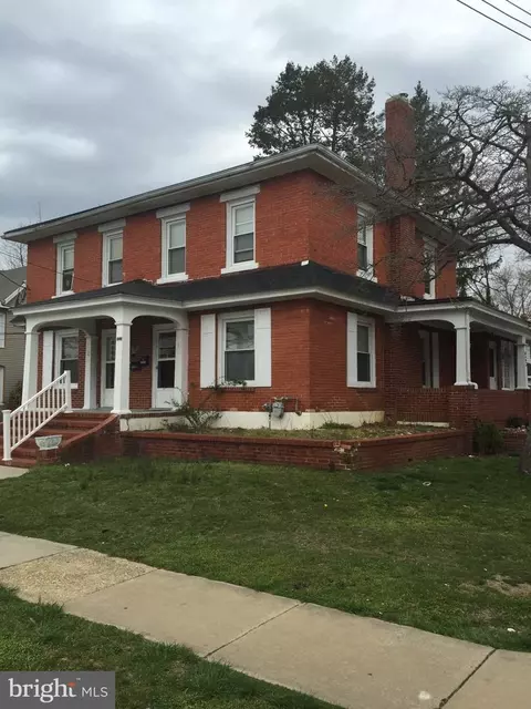 922 E Chestnut Ave, Vineland, NJ 08360