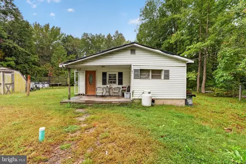 21 Cain Ave, Leesburg, NJ 08327