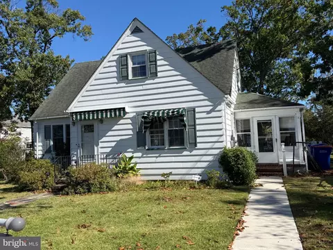 105 N 11th St, Millville, NJ 08332