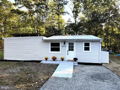 6315 Whittier Dr, Millville, NJ 08332