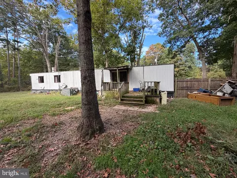 4607 Magnolia Dr, Millville, NJ 08332