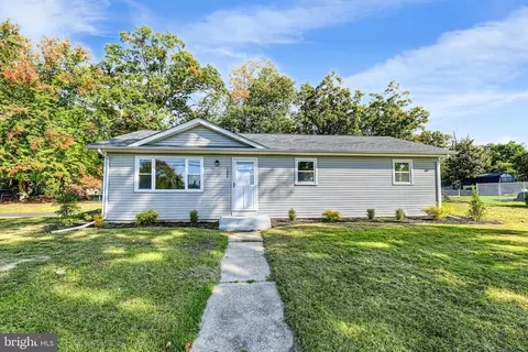 7804 W Buckshutem Rd W, Millville, NJ 08332