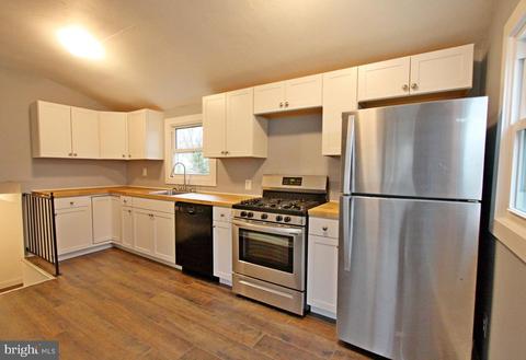1040 Crest Rd, Pine Hill, NJ 08021 photo 2
