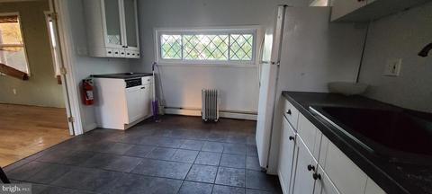 39 E 2nd Ave, Runnemede, NJ 08078 photo 5