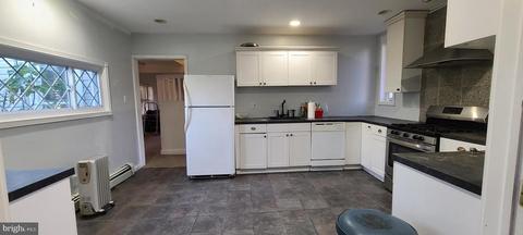 39 E 2nd Ave, Runnemede, NJ 08078 photo 6