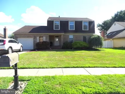 104 E Brookline Dr, Laurel Springs, NJ 08021
