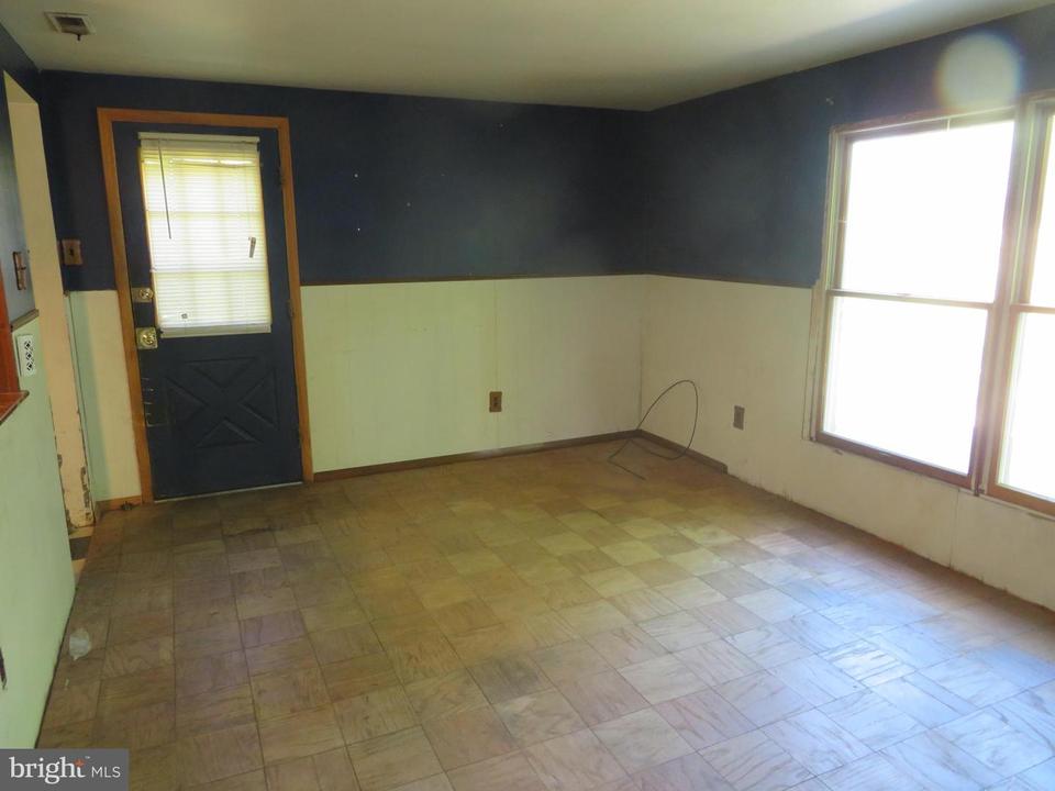  1038 Central Ave, Runnemede, NJ 08078 photo 11