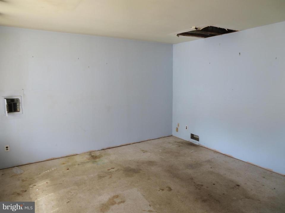  1038 Central Ave, Runnemede, NJ 08078 photo 4