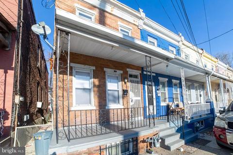 98 E State St, Camden, NJ 08105