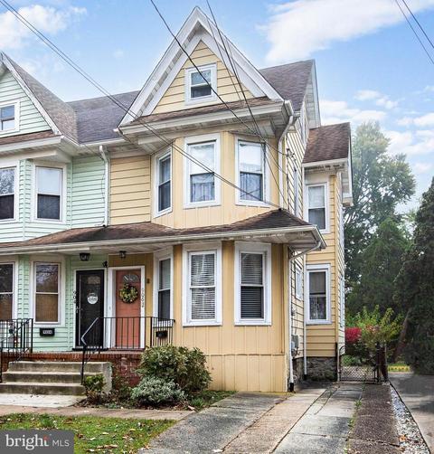 906 Grant Ave, Collingswood, NJ 08107