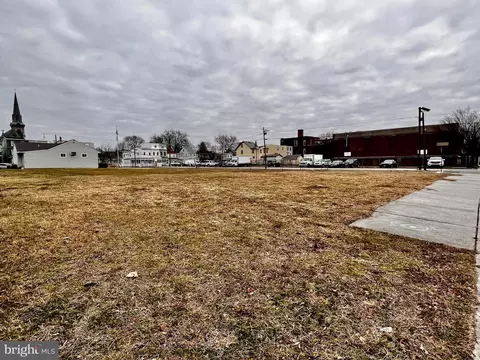 427 429 Ridgeway St, Gloucester City, NJ 08030