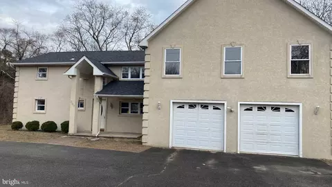 308 Grove Ave, West Berlin, NJ 08091