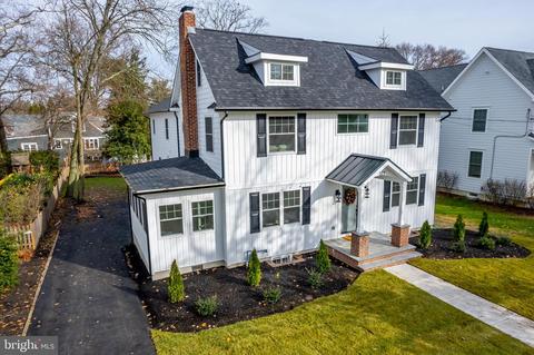 323 Hickory Ln, Haddonfield, NJ 08033
