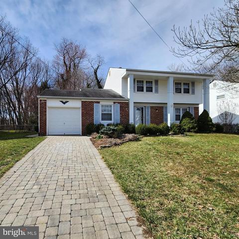 111 Acorn Ln, Voorhees, NJ 08043