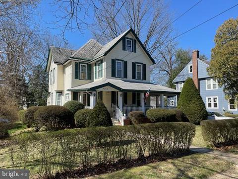 106 8th Ave, Haddon Heights, NJ 08035