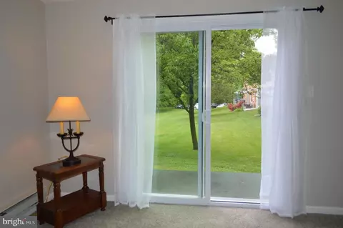 Sunnybrook Road, Stratford, NJ 08084