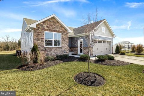 72 Senators Way, Berlin, NJ 08009