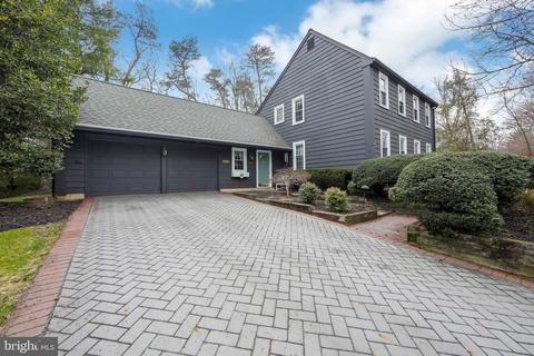 10 Harrowgate Dr, Cherry Hill, NJ 08003