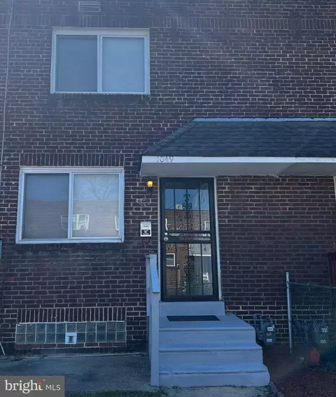 1049 Kenwood Ave, Camden, NJ 08103