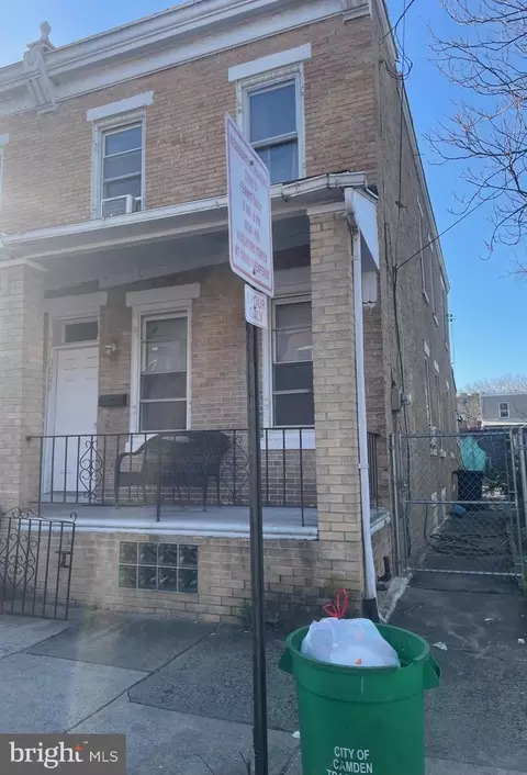 1048 Liberty St, Camden, NJ 08104