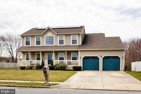 44 Glen Burnie Dr, Sicklerville, NJ 08081