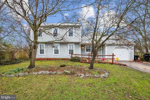 20 Pheasant Ct, Sicklerville, NJ 08081