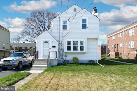 27 W Holly Ave, Oaklyn, NJ 08107